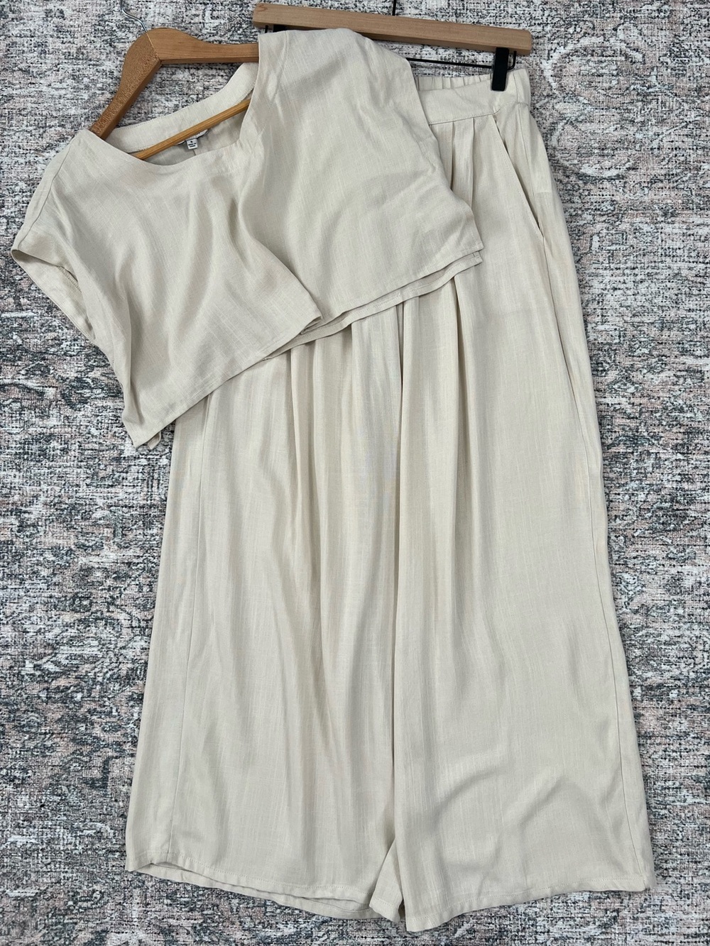 Hunter & Brown 2 Piece Crop Top Wide Leg Pant Set Women’s Small Oatmeal Rayon